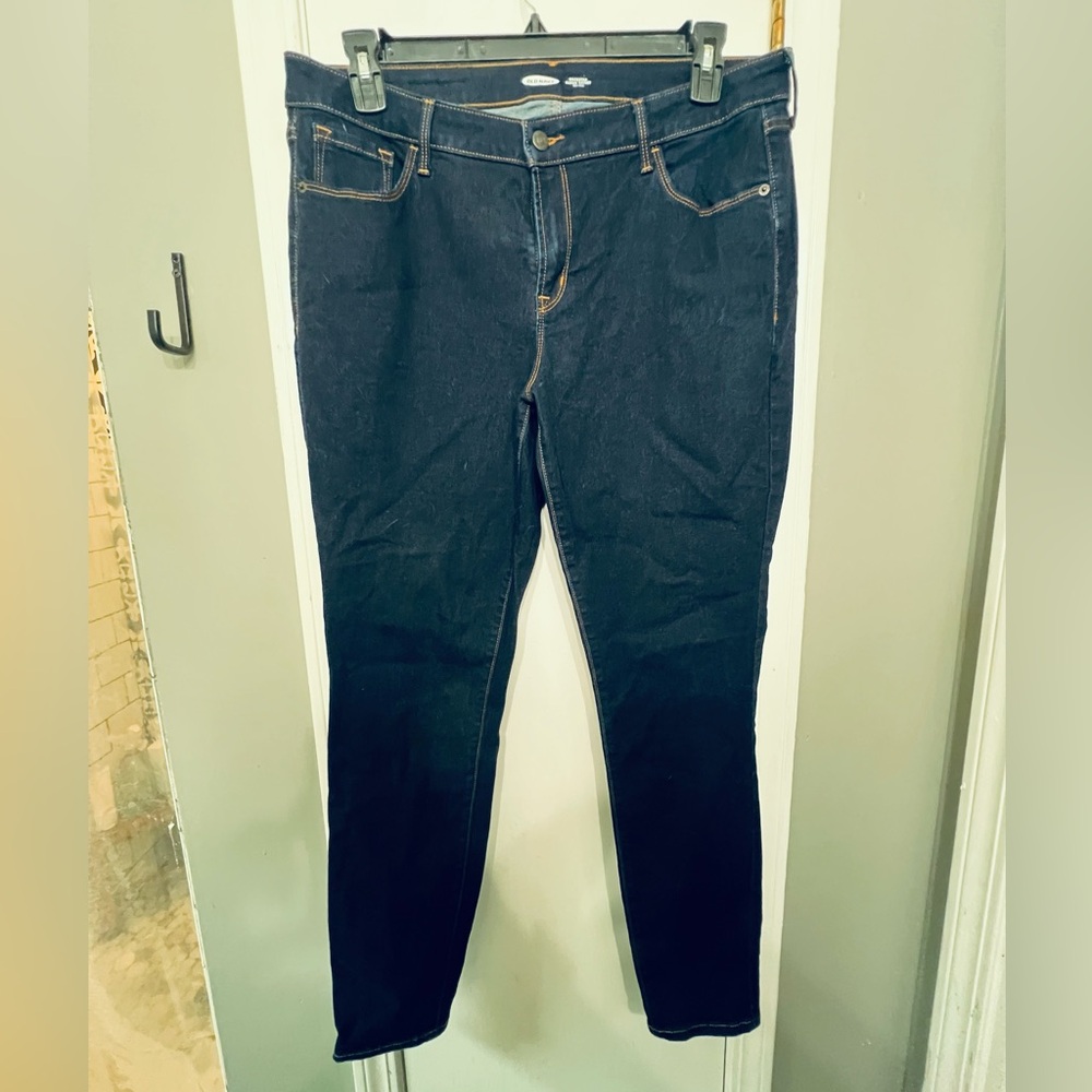 Old Navy Rockstar Super Skinny Size 16 jeans mid rise